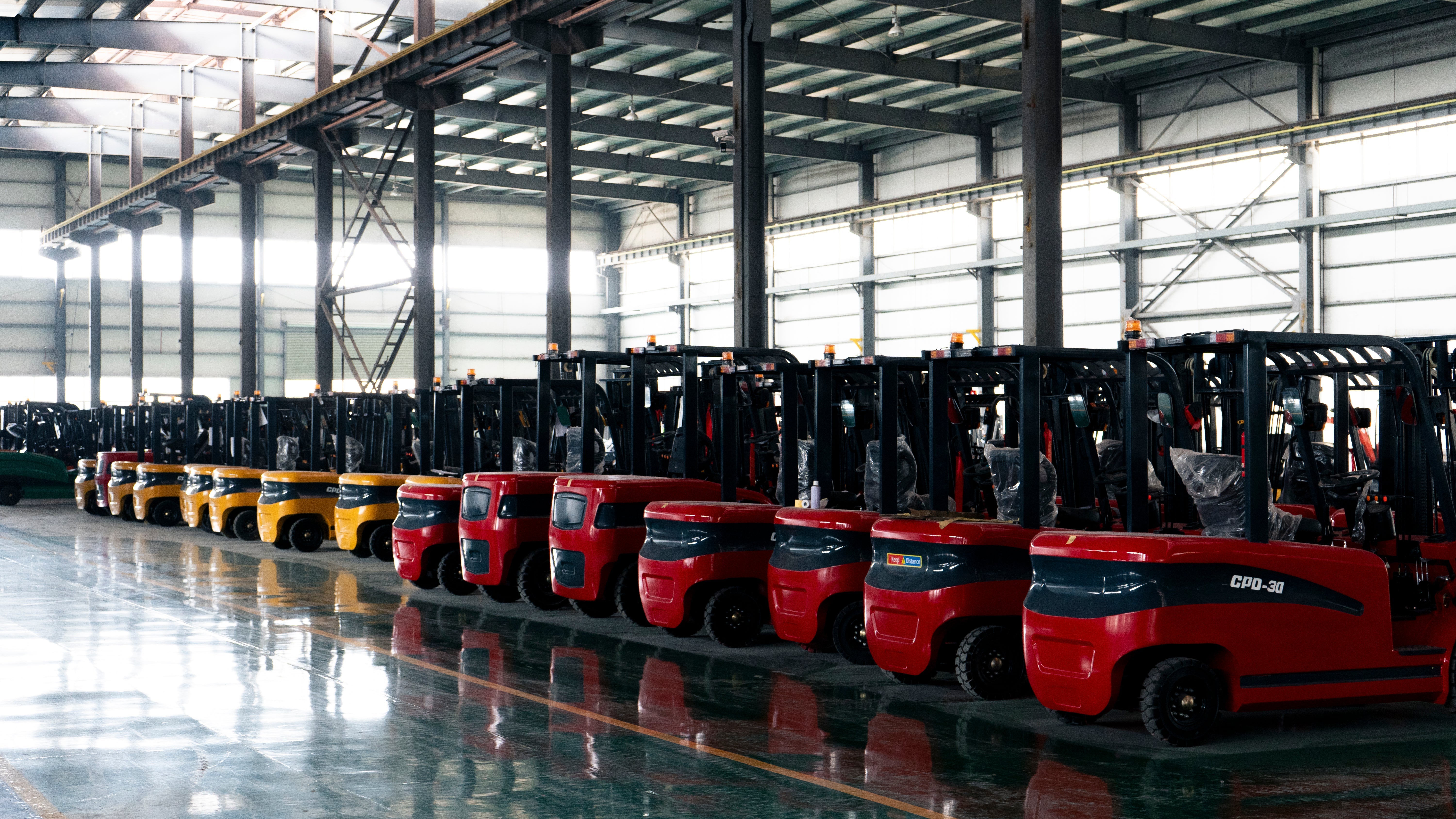 Global sales of forklifts are rising