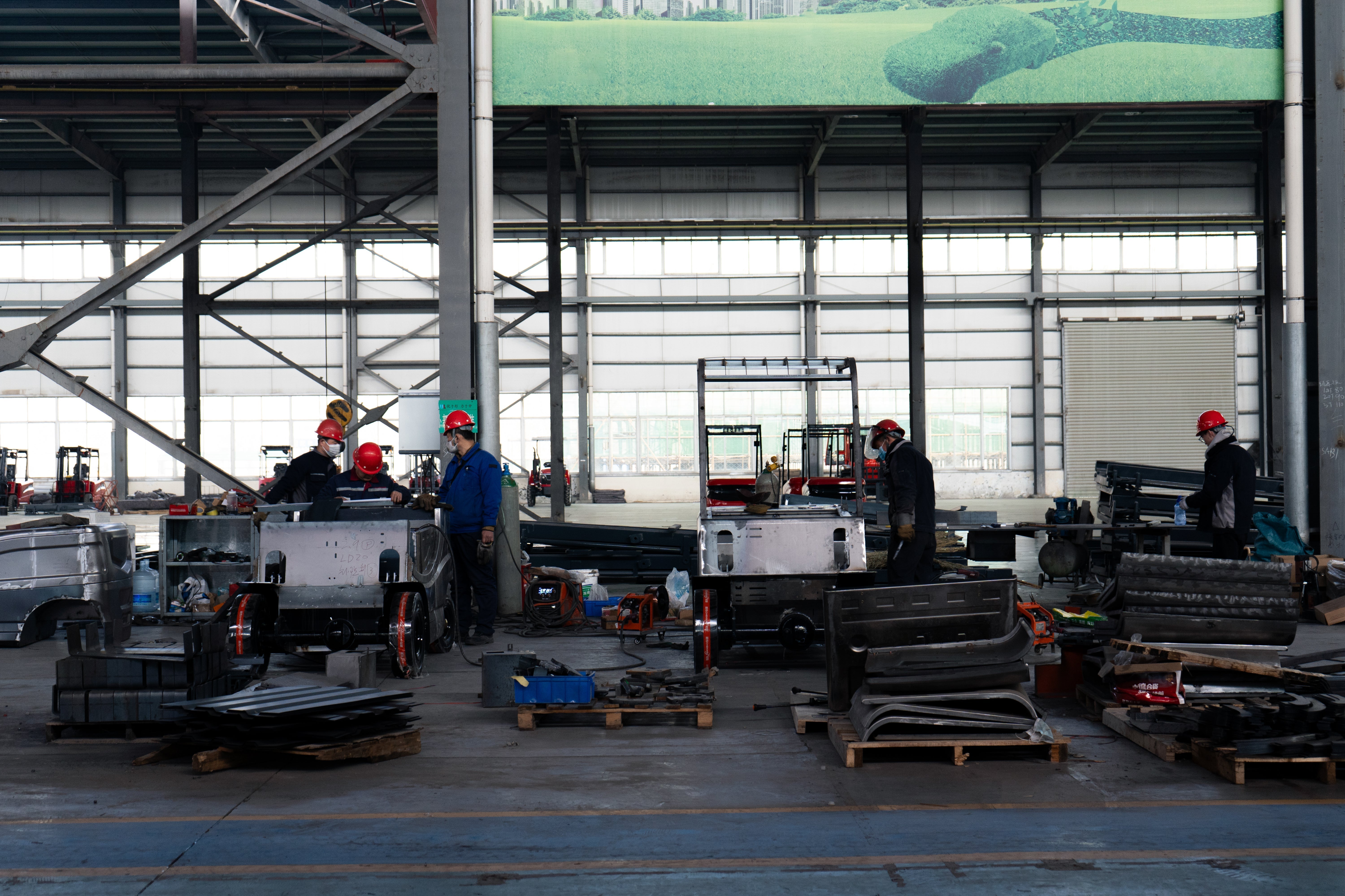 The intelligent development of forklifts is accelerating