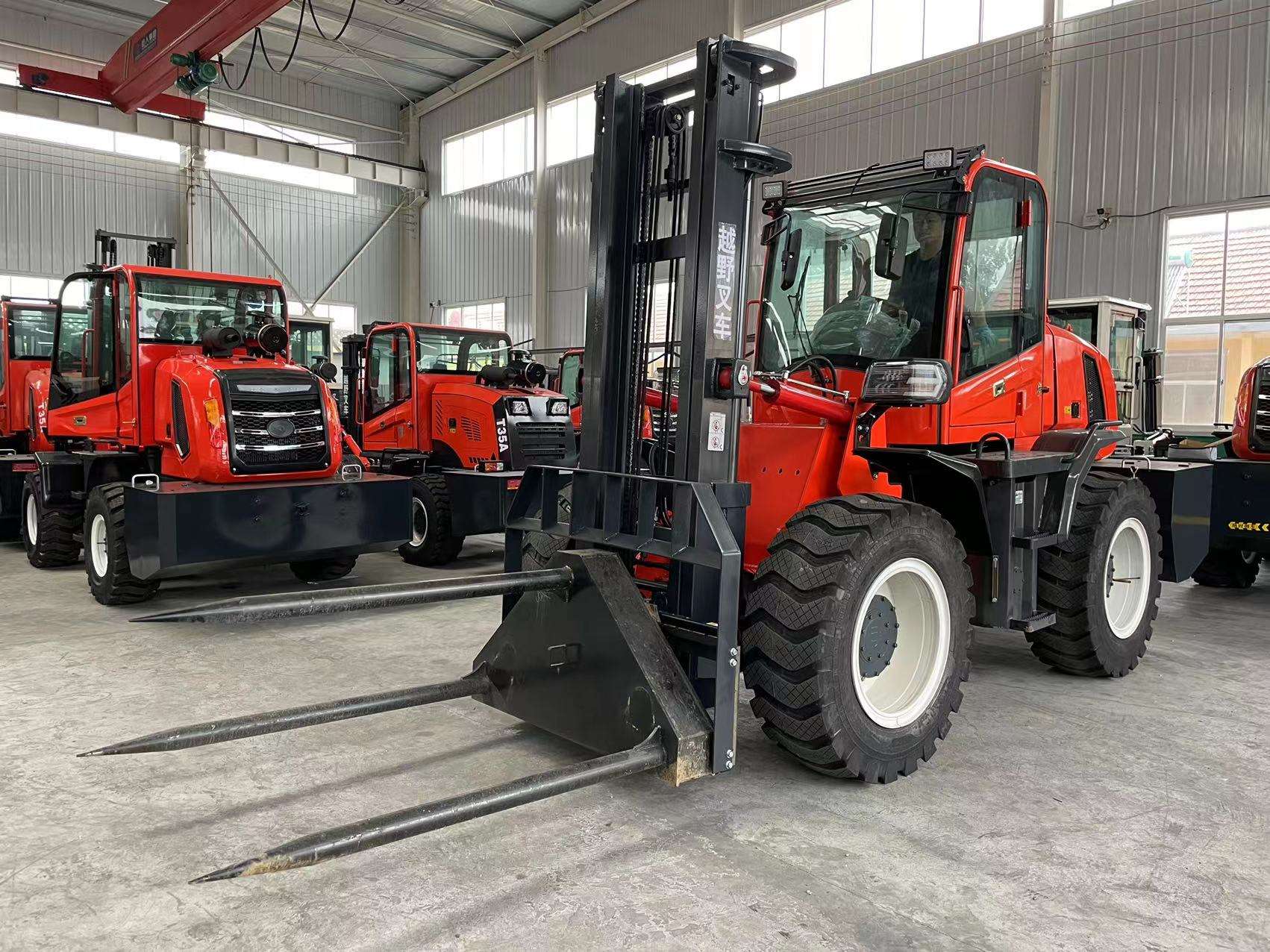 Norsen-50 All-terrain forklift