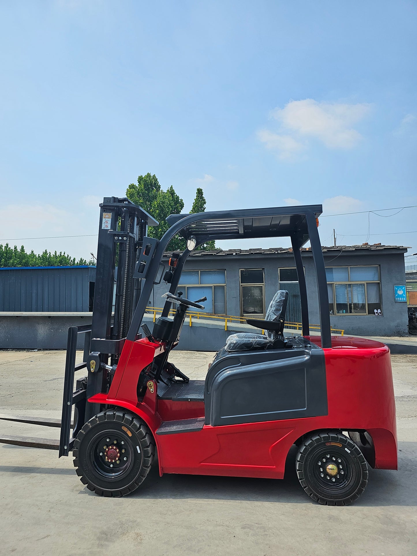 Norsen 2.5T Electric Forklift
