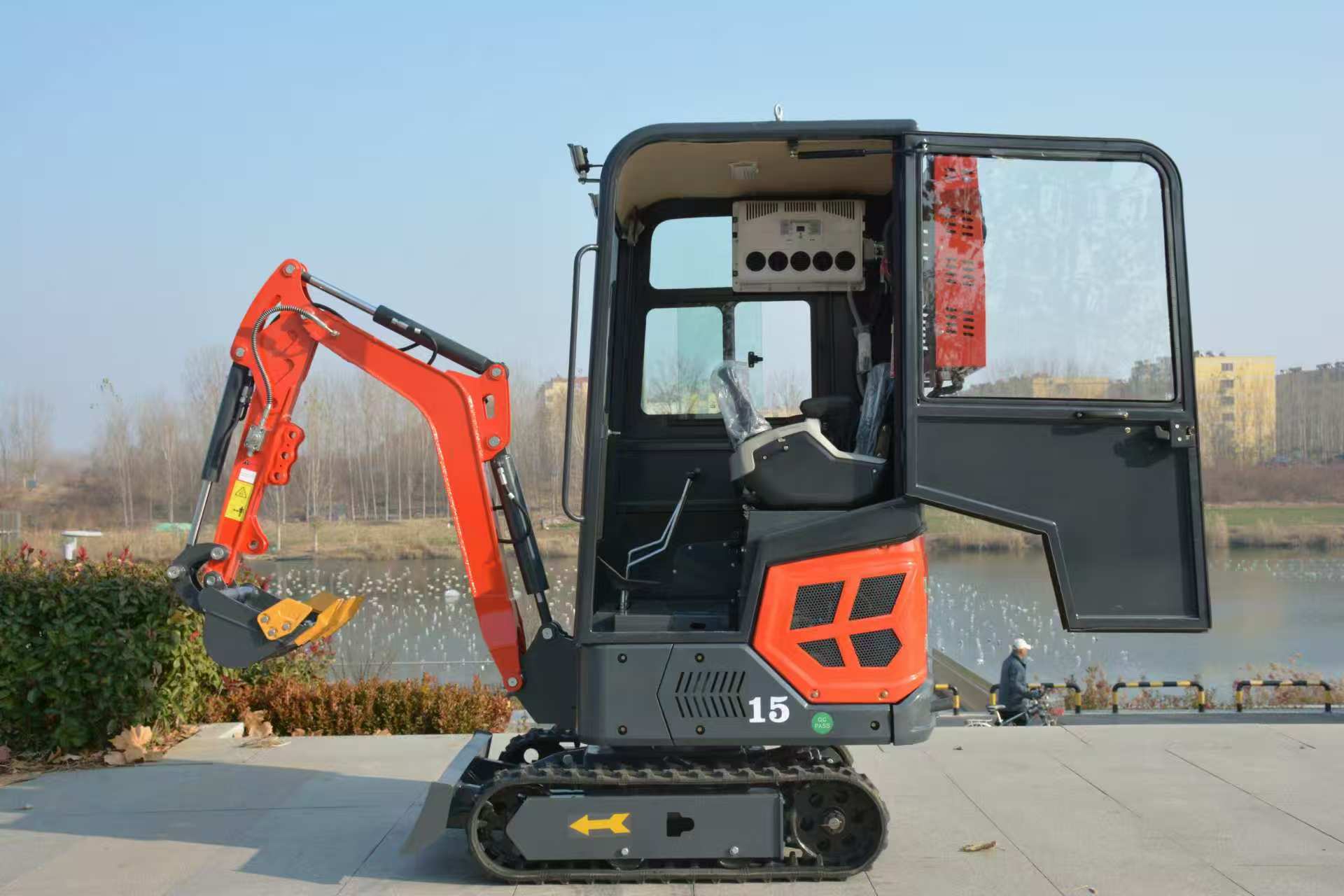 NT-15 Crawler Excavator