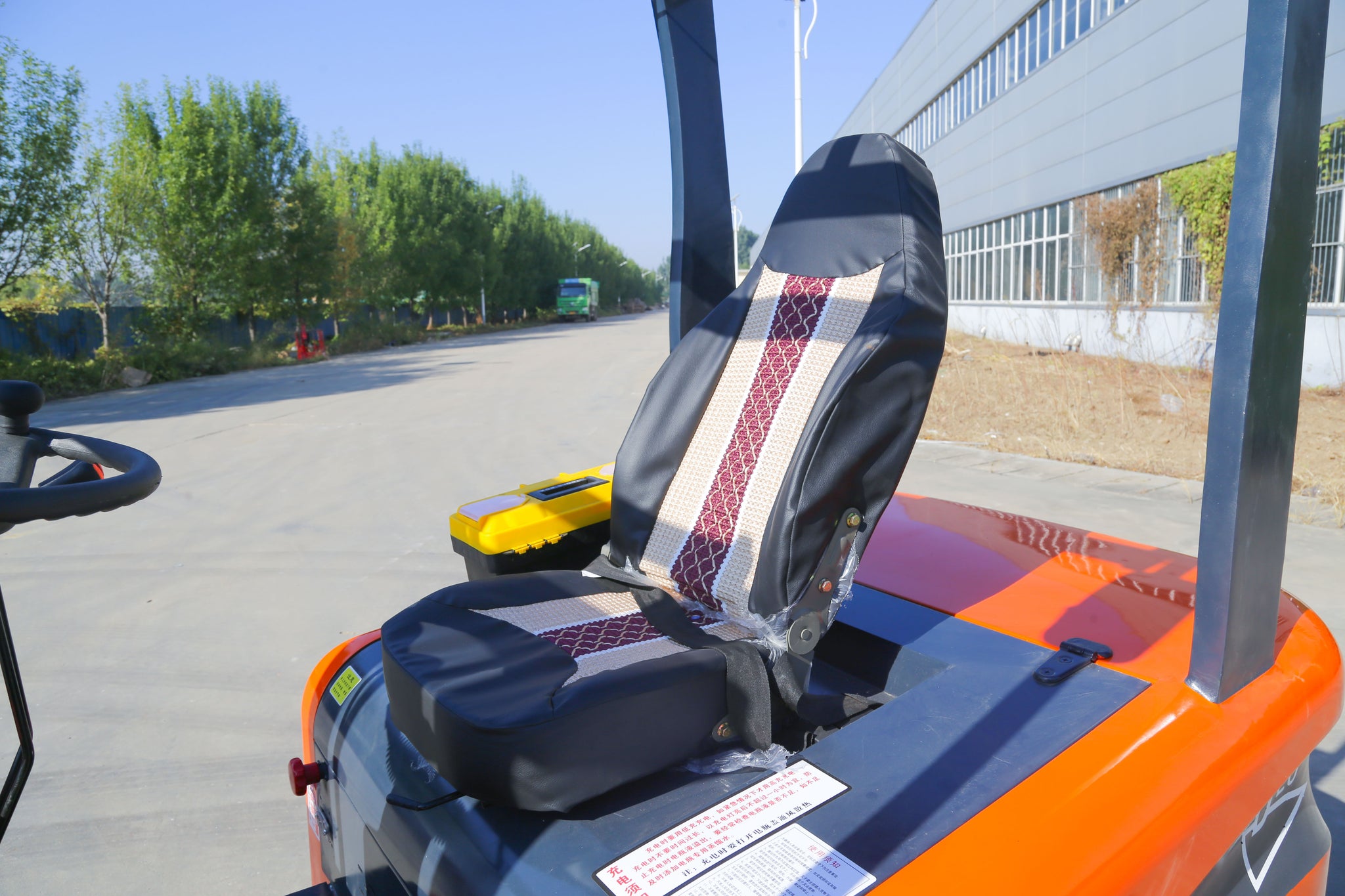 Norsen 2T Electric Forklift